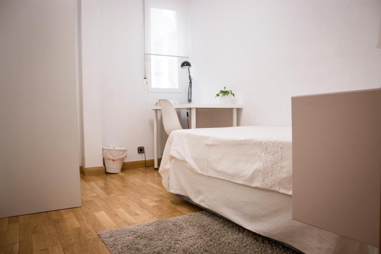 Apartamento En Carretas - Puerta Del Sol Apartman Madrid Kültér fotó